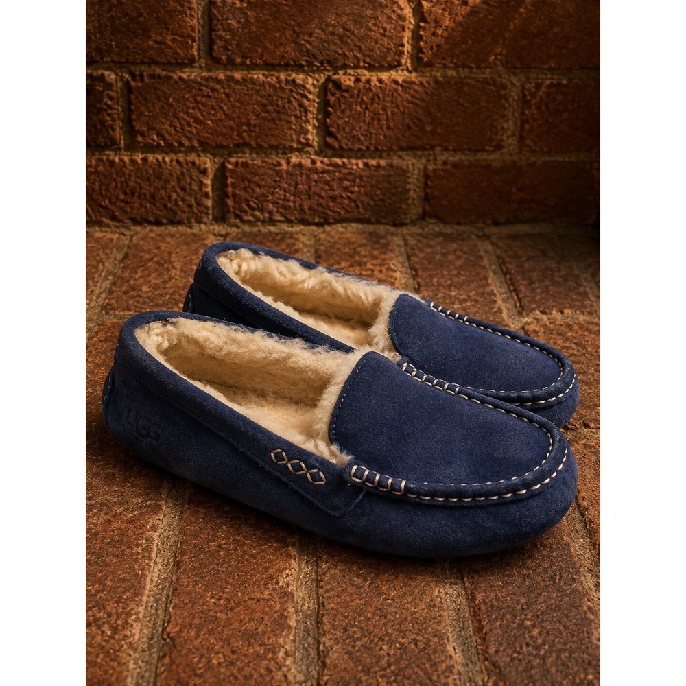 UGG Australia Ansley Blue Suede Sheepskin Lined Moccasin Slippers Boho Preppy
